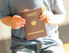 Заграничные детские паспорта скоро отменят